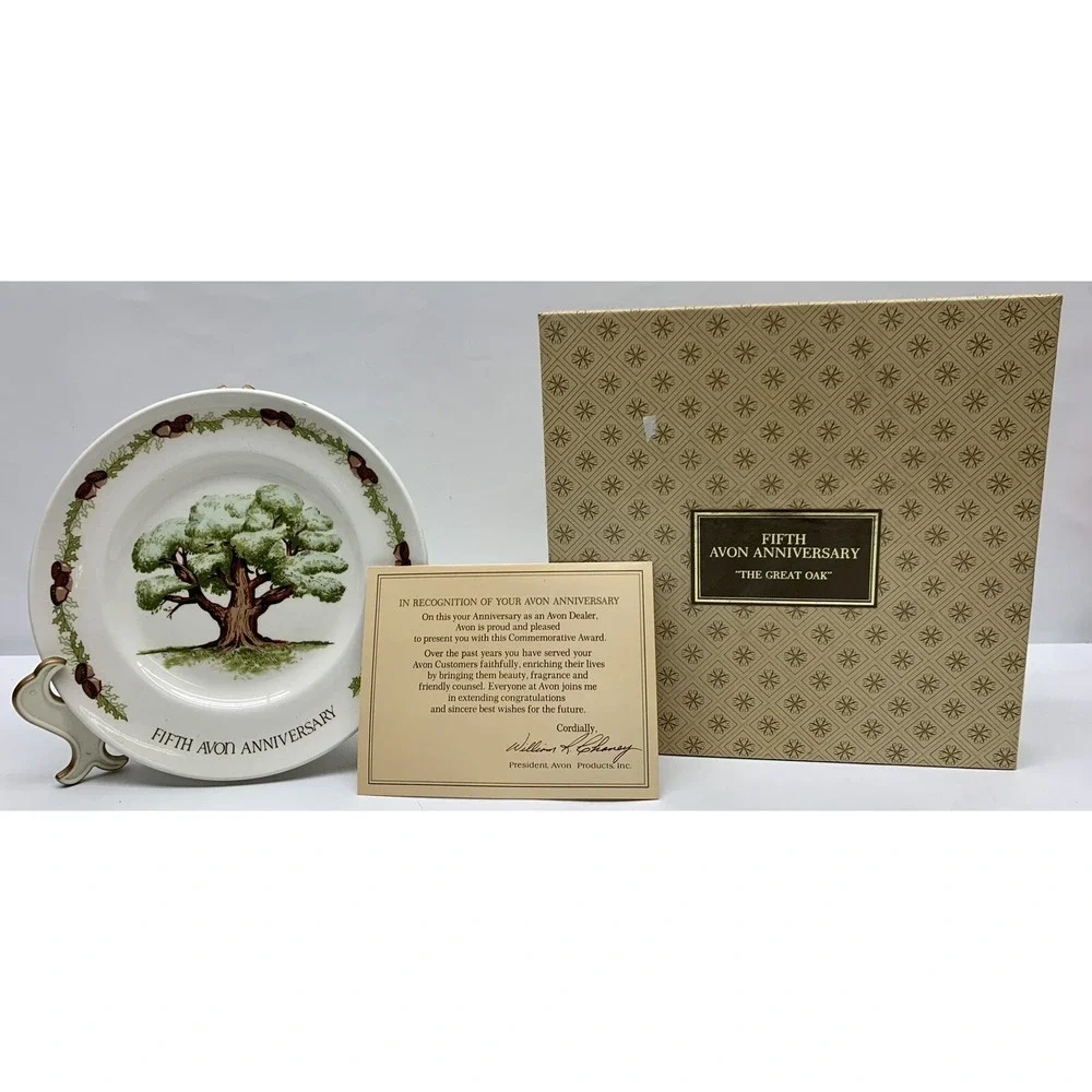 AVON SELLER'S FIFTH AVON ANNIVERSARY PLATE 